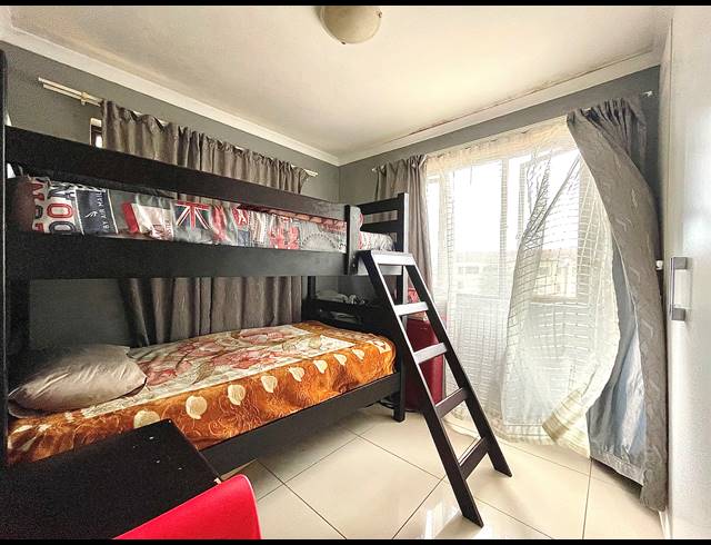2 BEDROOM APARTMENT FOR SALE IN MONTCLAIR